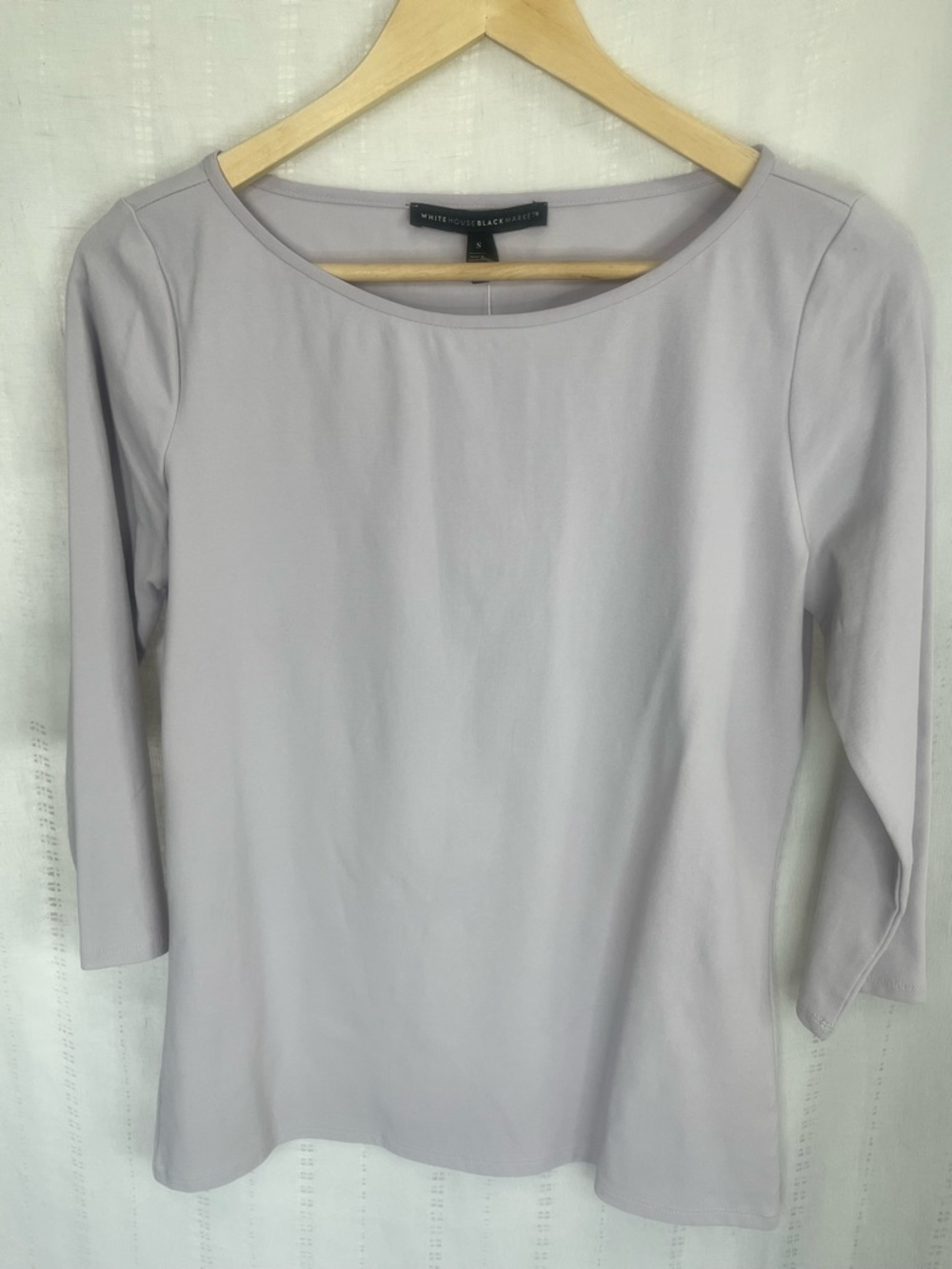 White House Black Market Lilac Tint Scoop Neck Top